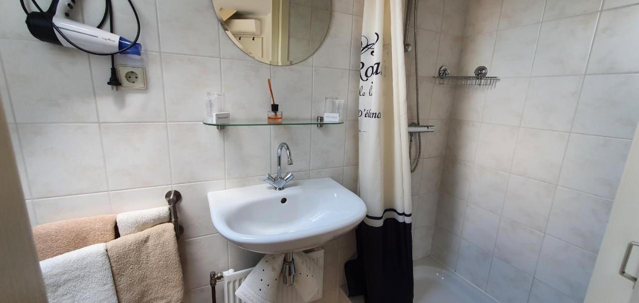 B&B Knooppunt70 Arcen Luaran gambar
